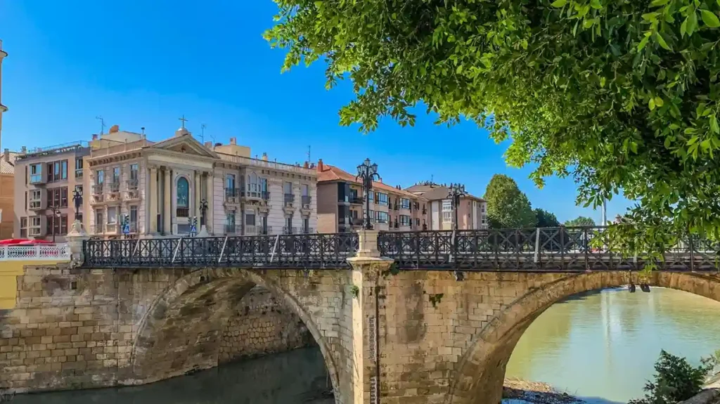 Premium Chauffeur service to Bath uk