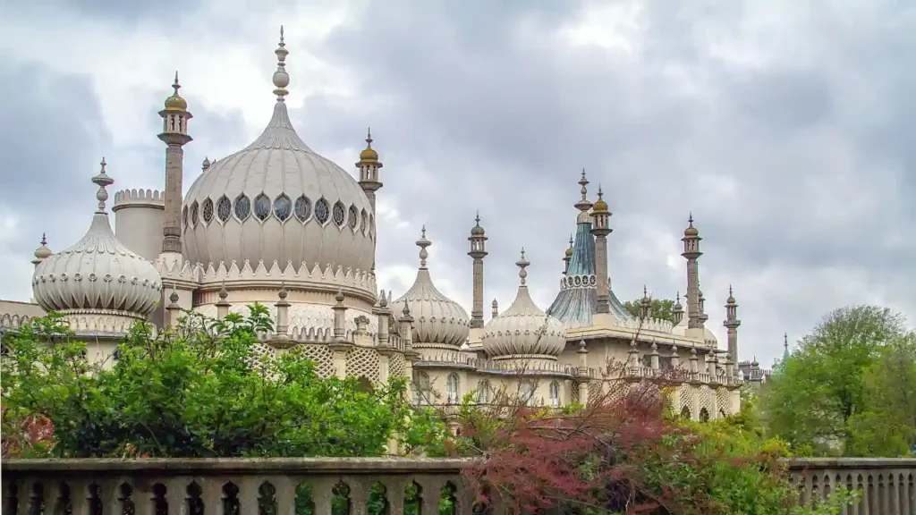 Premium Chauffeur service to Brighton