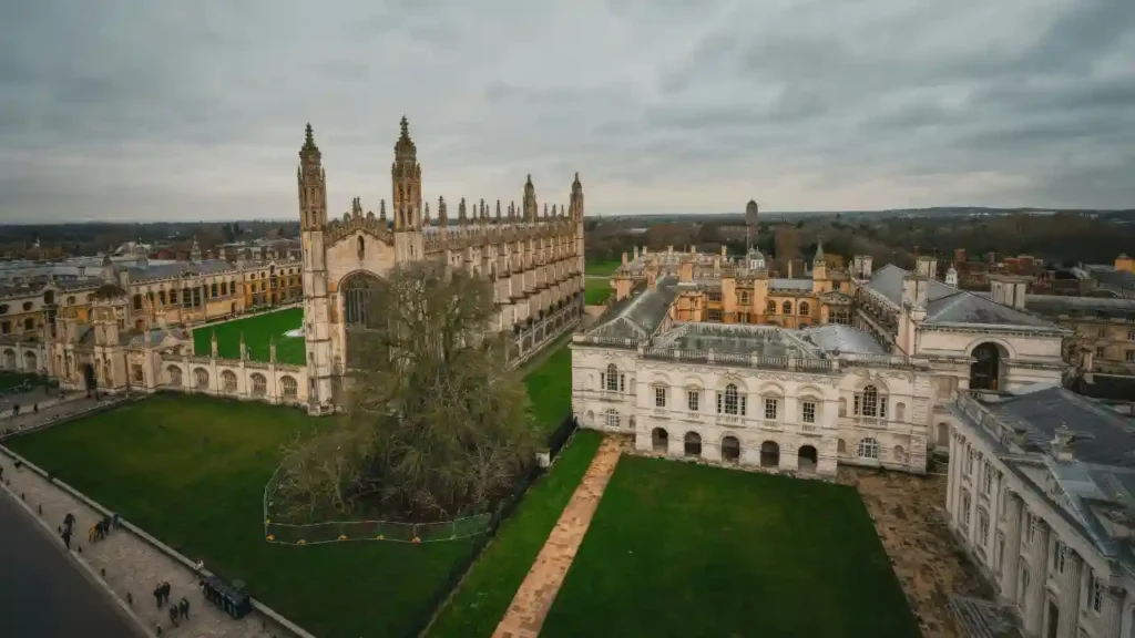 Premium Chauffeur service to Cambridge